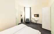 Kamar Tidur 7 Select Hotel Berlin Checkpoint Charlie