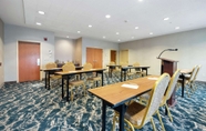 Dewan Majlis 7 Hampton Inn & Suites Rockland