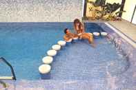 Kolam Renang Hotel RH Riviera -  Recommended for Adults