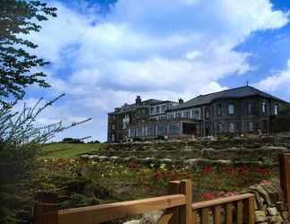 ภายนอกอาคาร 2 Raven Hall Country House Hotel