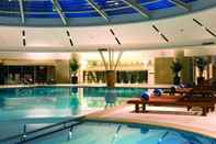 Swimming Pool Sofitel Nanjing Galaxy Suning