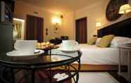 Bedroom 5 Hotel Villa Picena