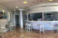 Bar, Kafe, dan Lounge Faro de San Vicente