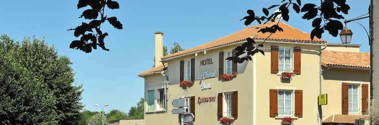 Exterior Logis Le Cheval Blanc et Clovis