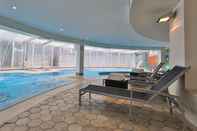 Swimming Pool Hotel Globus, Sure Hotel Collection by Best Western