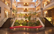 Lobby 7 Hotel Port Elche