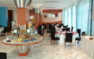 Restoran 4 Best Western Hotel Nettuno