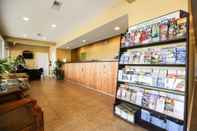 Lobby Barefoot Resort & Yacht Club