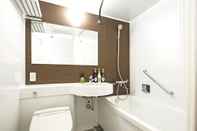 Toilet Kamar HOTEL MYSTAYS Ueno East