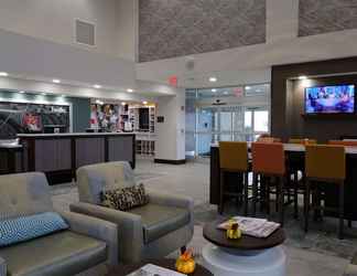 Lobby 2 Hampton Inn Searcy