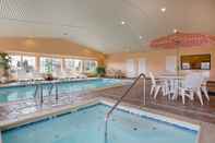 Hồ bơi Comfort Inn & Suites