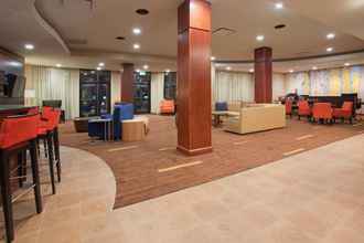 Lobi 4 Courtyard by Marriott Grand Junction