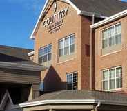 ภายนอกอาคาร 3 Country Inn & Suites by Radisson, Green Bay East, WI