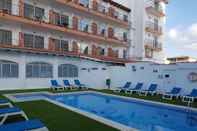 Swimming Pool Hotel Comarruga Platja
