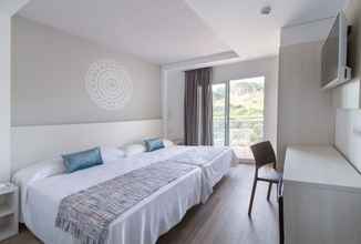 Kamar Tidur 4 Hotel Oasis Park Splash