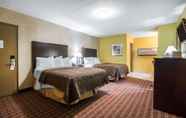 Bedroom 5 Rodeway Inn Towanda