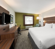 Others 4 Holiday Inn Express Warrenton, an IHG Hotel