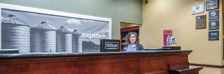 Lobby Hampton Inn & Suites Waxahachie