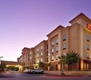 Exterior 2 Hampton Inn & Suites San Antonio-Airport