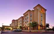 Exterior 2 Hampton Inn & Suites San Antonio-Airport