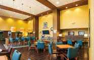 Restoran 6 Hampton Inn & Suites Chesapeake-Square Mall