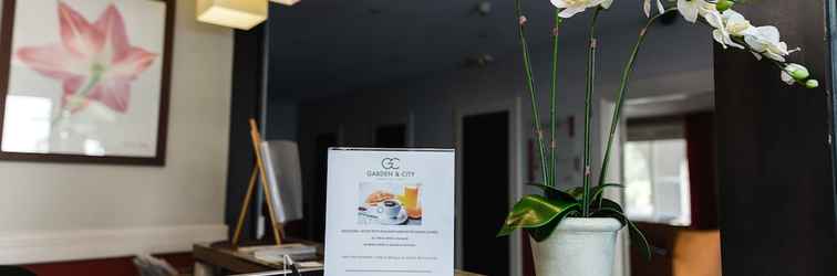 Lobby Appart'Hotel Garden & City Rousset