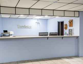 Lobby 2 Travelodge by Wyndham Hardeeville