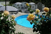 Swimming Pool Albergo Giardino