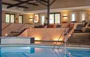 Swimming Pool 7 Terres de France - Appart'Hotel La Roche-Posay