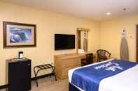 Kamar Tidur Days Inn & Suites by Wyndham Niagara Falls/Buffalo