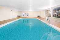 Swimming Pool Sunbird ANNEX Resort