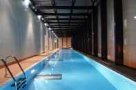 Swimming Pool Hilton Manchester Deansgate