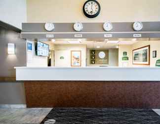 Lobby 2 Comfort Inn & Suites