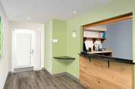 Bedroom Extended Stay America Select Suites - Pensacola - Northeast