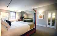Bedroom 4 Lancaster Arts Hotel