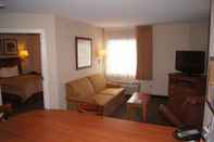 Common Space Candlewood Suites O Fallon, an IHG Hotel