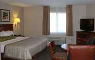 Kamar Tidur 4 Candlewood Suites O Fallon, an IHG Hotel