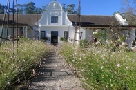 Exterior Lairds Lodge