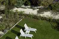 Swimming Pool Mercure Brides Les Bains Grand Hotel des Thermes