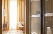 Kamar Tidur 2 Mercure Brides Les Bains Grand Hotel des Thermes