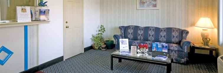 Lobby Americas Best Value Inn Roxboro