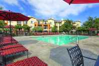 Swimming Pool Vino Bello Resort