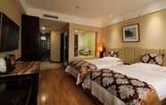 Kamar Tidur 5 AC Embassy Hotel