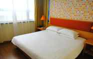 Kamar Tidur 3 Home Inn Suzhou Guanqian Branch