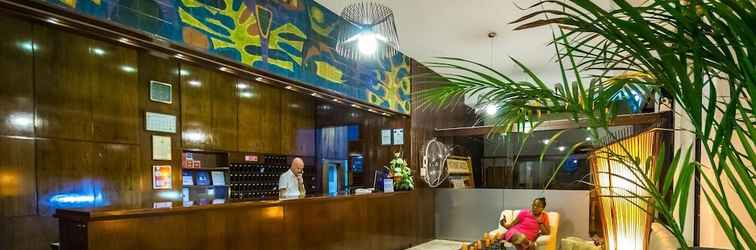 Lobi Hotel Sol e Mar - Adults Only