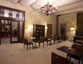 Lobby 2 Hotel Pazo de Lestrove by Pousadas de Compostela