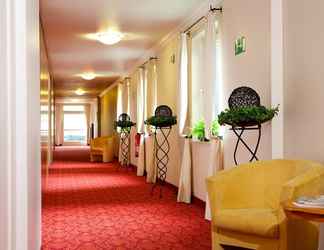 Lobby 2 Wunsch Hotel Mürz - Natural Health & Spa Hotel