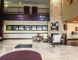 Lobi 2 Comfort Suites Elgin