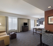 Bedroom 4 Homewood Suites by Hilton Louisville-East