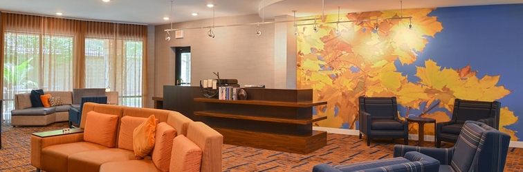 Lobby Courtyard by Marriott Pittsburgh Monroeville